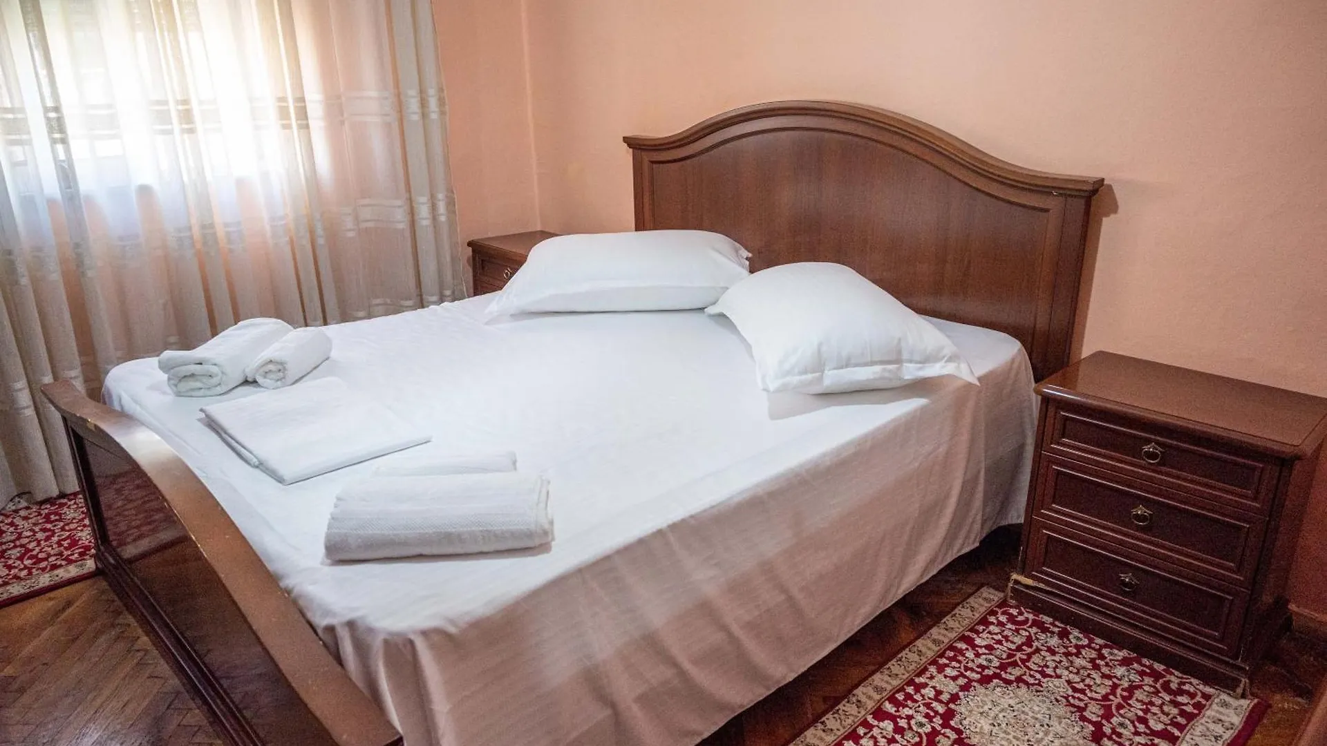 Old Bazaar Apartments Tirana